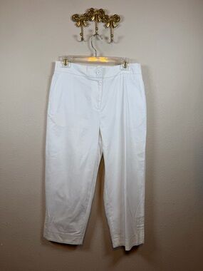 Sag Harbor White Flat Front w/Elastic Back Pants. Size 10